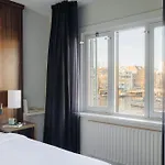Hotel Nyx Rembrandt Square 4*