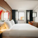 Nyx Rembrandt Square 4* Amsterdam