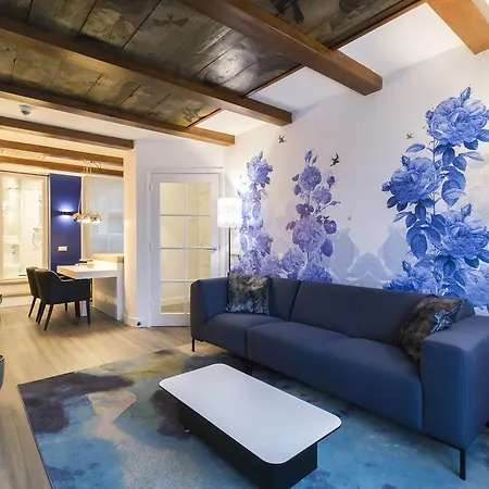 Hotel Nyx Rembrandt Square 4*