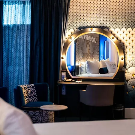 Nyx Rembrandt Square Amsterdam