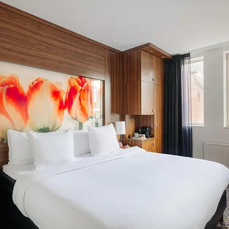 Nyx Rembrandt Square Otel 4*