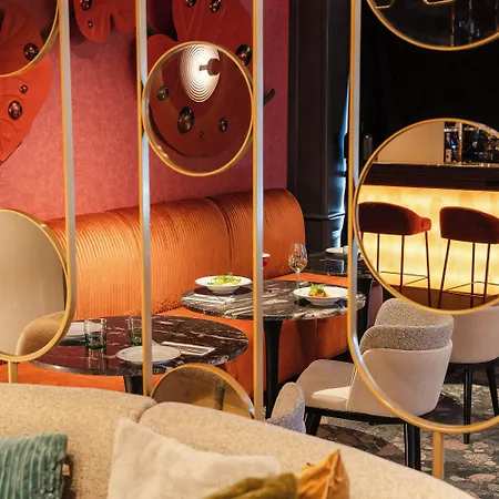 Nyx Rembrandt Square Отель 4*