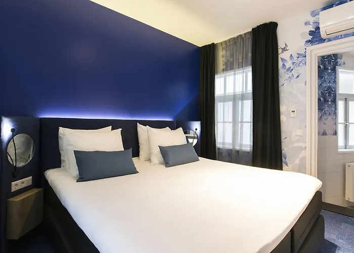 Nyx Rembrandt Square Hotel 4*