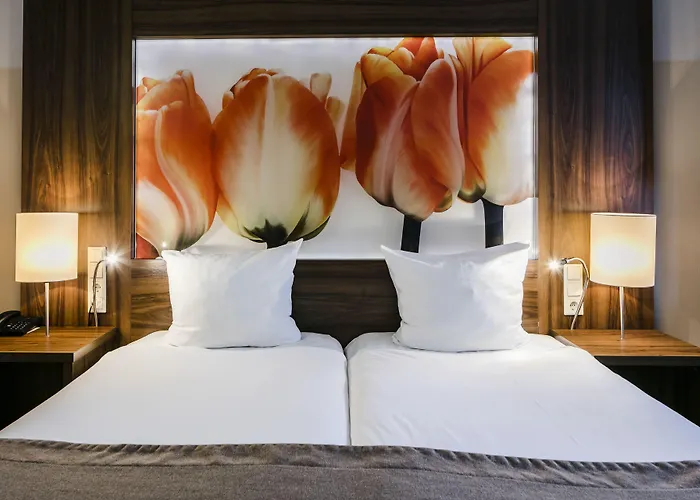 Nyx Rembrandt Square Amsterdam