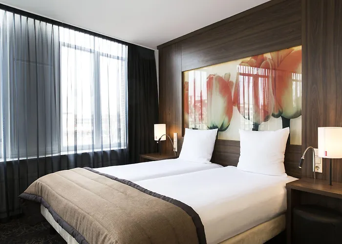 Nyx Rembrandt Square 4* Amsterdam