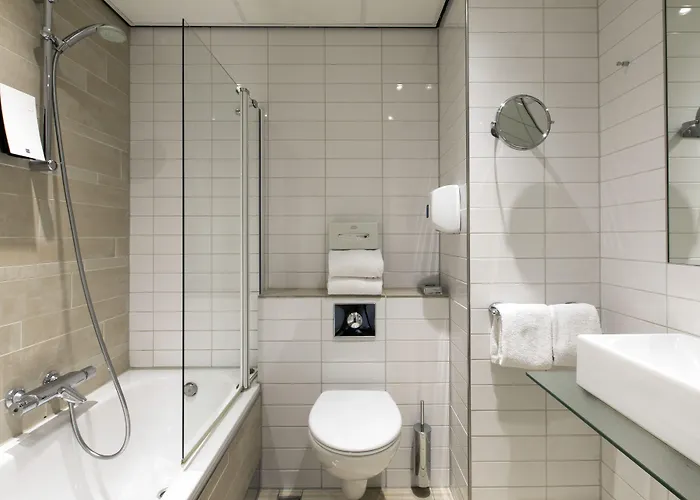 Nyx Rembrandt Square 4* Amsterdam