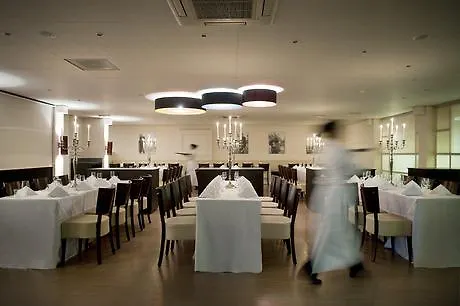 Nyx Rembrandt Square 4* Amsterdam