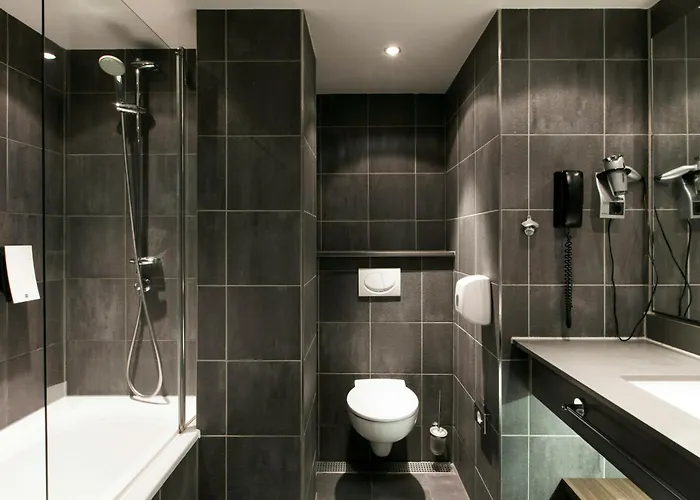 Nyx Rembrandt Square Amsterdam