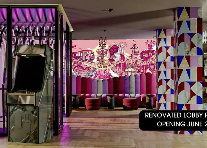 Otel Nyx Rembrandt Square 4*