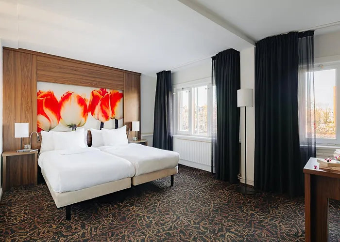 Nyx Rembrandt Square 4* Amsterdam