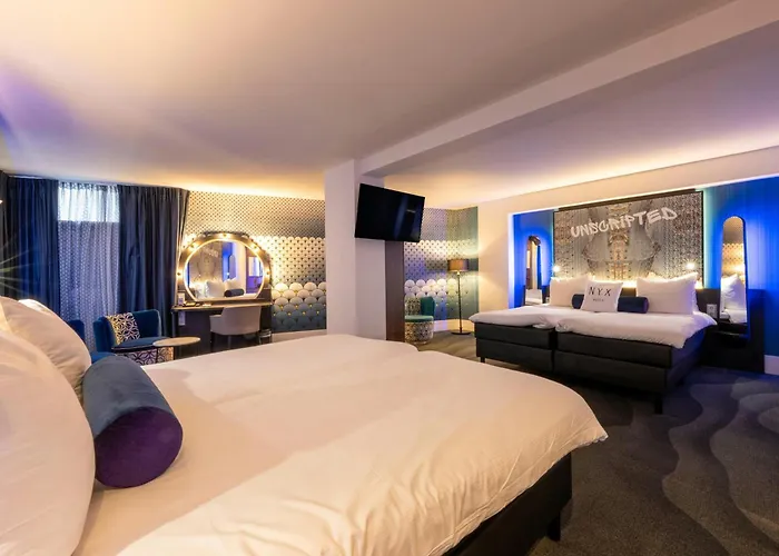 Nyx Rembrandt Square 4* Amsterdam