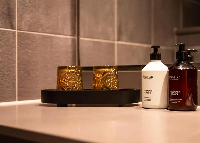 Nyx Rembrandt Square Amsterdam