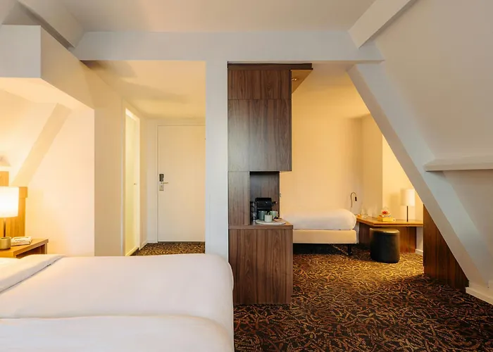 Nyx Rembrandt Square Amsterdam