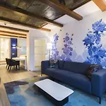 Ξενοδοχείο Nyx Rembrandt Square 4*