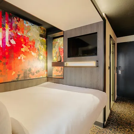 Nyx Rembrandt Square 4* أمستردام